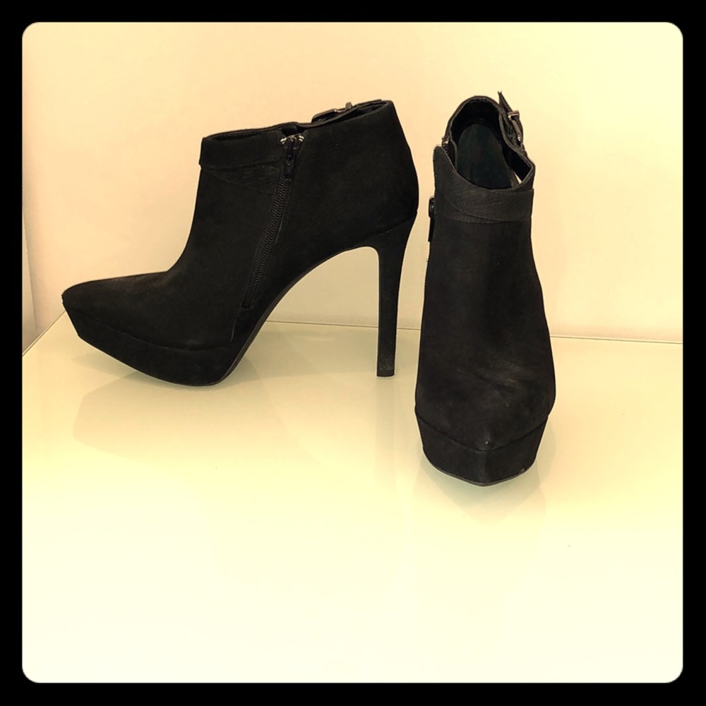 Black stiletto statement Bootie with ankle cutout